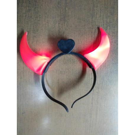 CON LUZ - VINCHA DE DIABLO ROJA